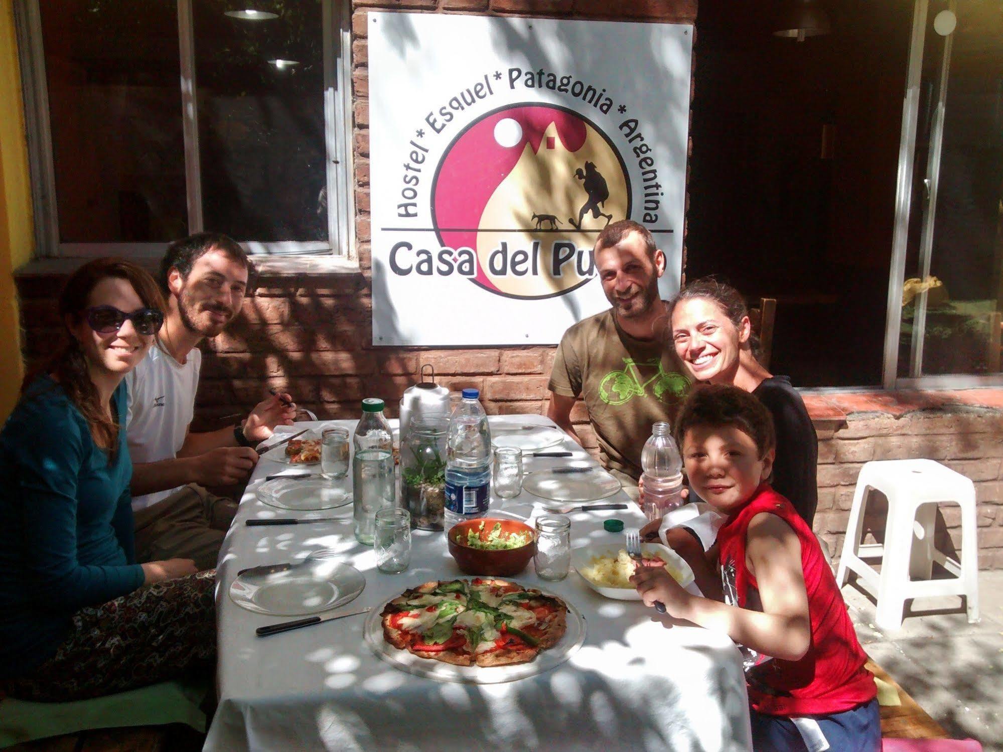 埃斯克尔 Casa Del Pueblo旅舍 外观 照片